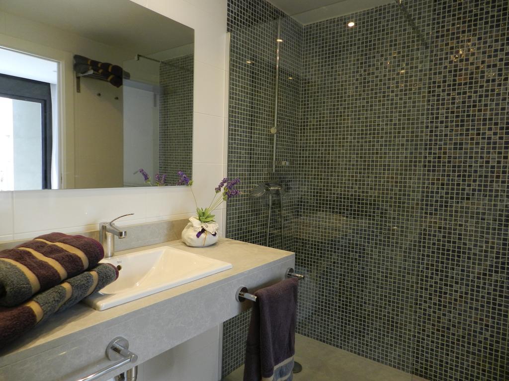 Apartaments El Cine Roses Kültér fotó